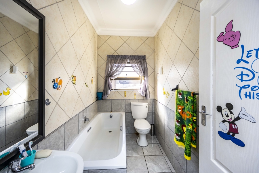 4 Bedroom Property for Sale in Rosemount Eastern Cape